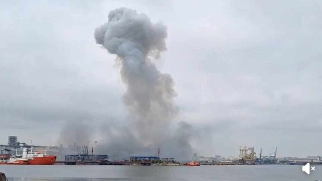 O dronă maritimă a explodat în Portul Constanța
